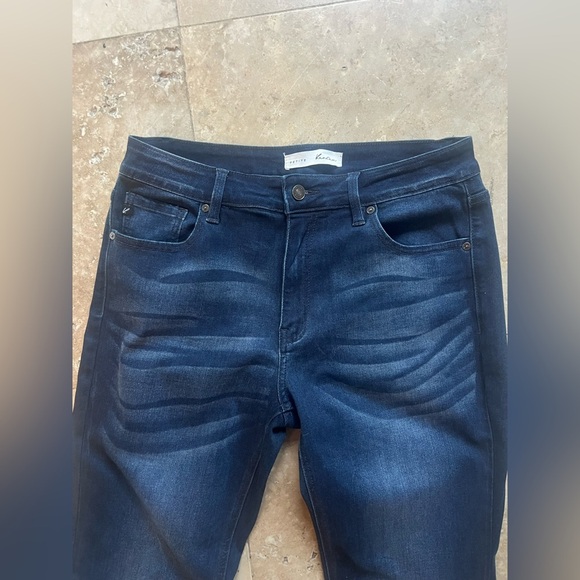 KanCan ladies flair size 13 petite jeans, NWOT perfect condition very soft - Picture 3 of 10